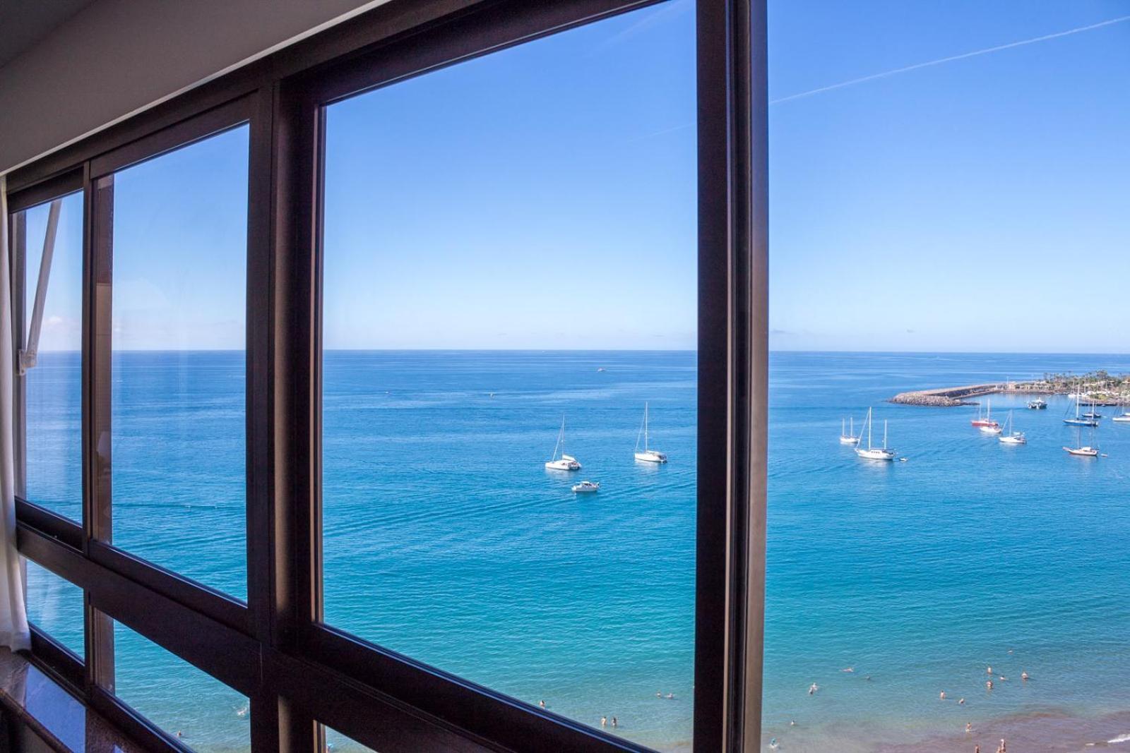 100 M2 Penthouse On The Beach. パタラバカ エクステリア 写真